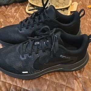Nike Men's Black Sneakers
